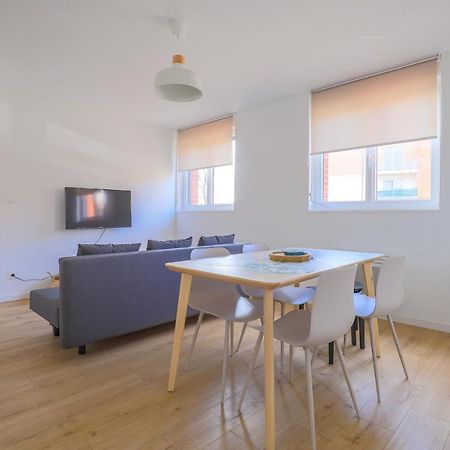 Appartement Familial - Avec Parking Prive Gratuit Arras Exterior photo